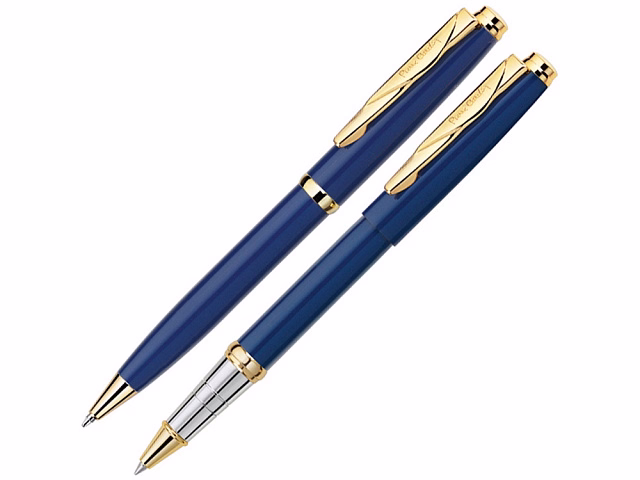 Набор: шариковая ручка и ручка-роллер PEN & PEN. Pierre Cardin, синий/серебристый/золотистый Набор: шариковая ручка и ручка-роллер PEN & PEN. Pierre Cardin, синий/серебристый/золотистый
