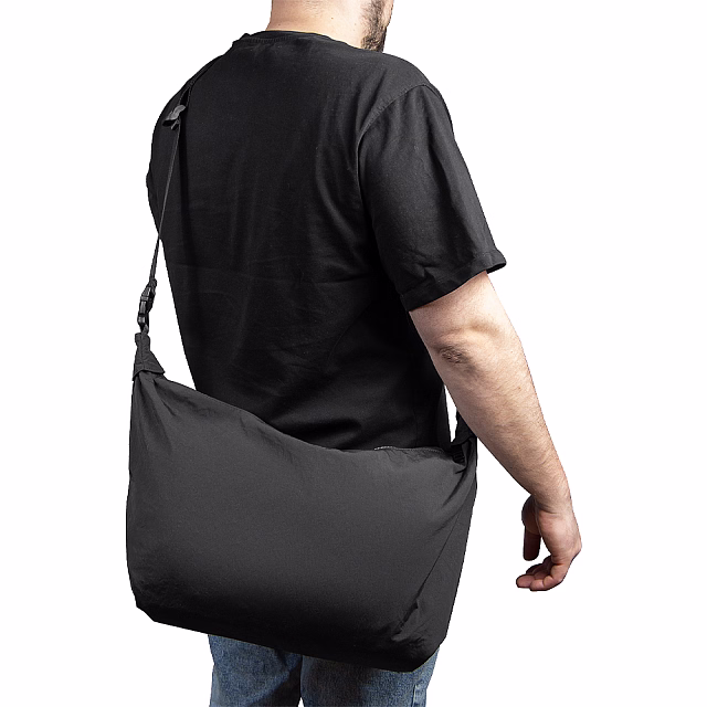 Сумка нейлоновая  Messenger Bag Comfort Travel, черная