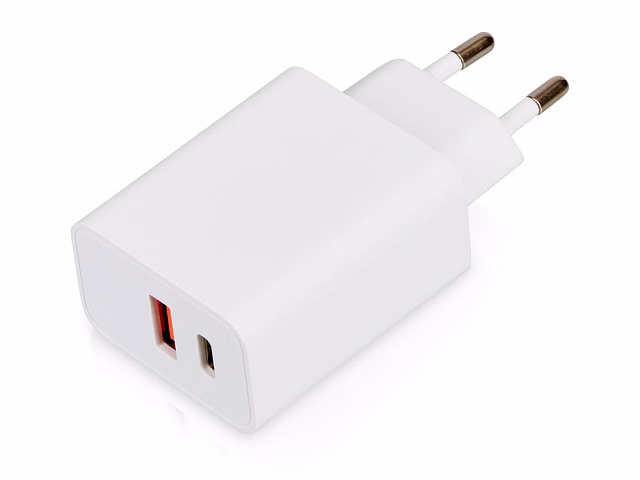Сетевое зарядное устройство c выходами USB-A и USB-C Recharger, 10 Вт, белый Сетевое зарядное устройство c выходами USB-A и USB-C Recharger, 10 Вт, белый