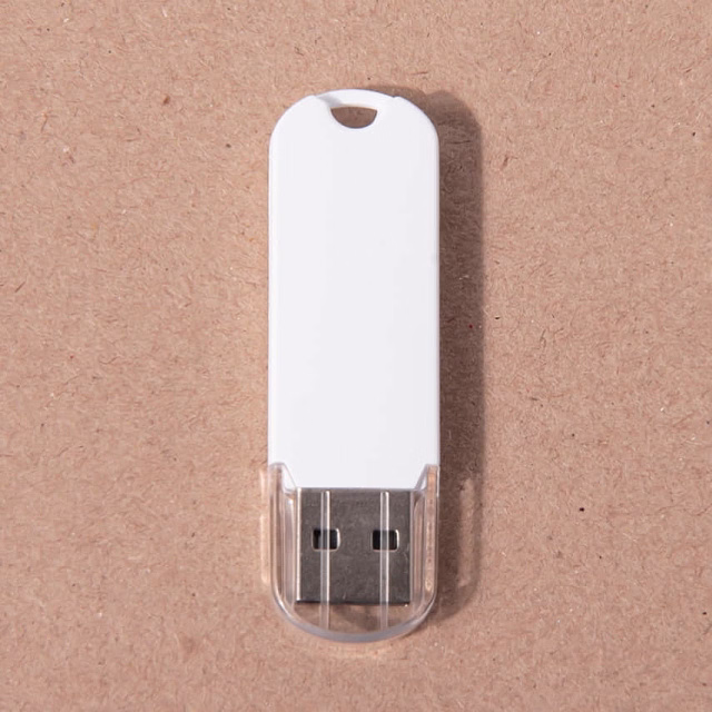 USB flash-карта UNIVERSAL (8Гб), белая, 5,8х1,7х0,6 см, пластик USB flash-карта UNIVERSAL (8Гб), белая, 5,8х1,7х0,6 см, пластик