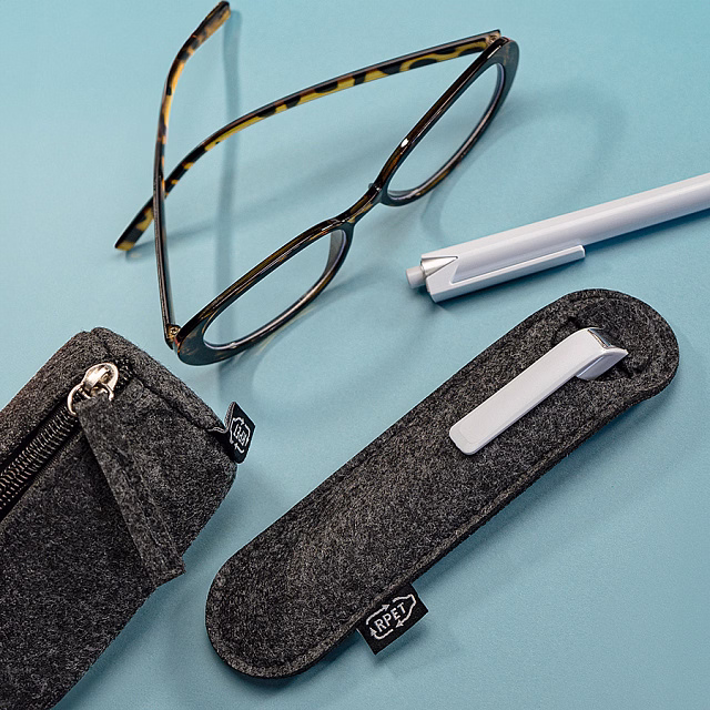 Футляр для одной ручки FELTY 16х4,5 см, темно-серый, RPET фетр Футляр для одной ручки FELTY 16х4,5 см, темно-серый, RPET фетр